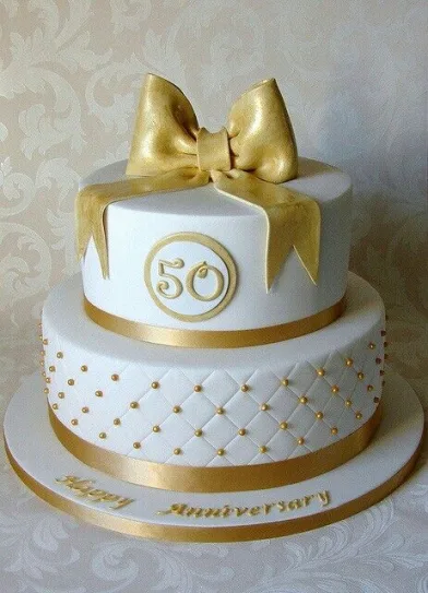 Classic Anniversary Cake