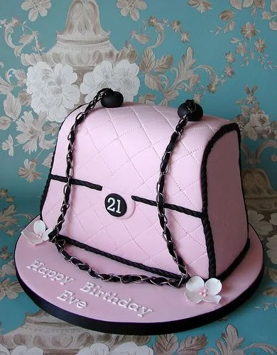 21 number Hand Bag Cake